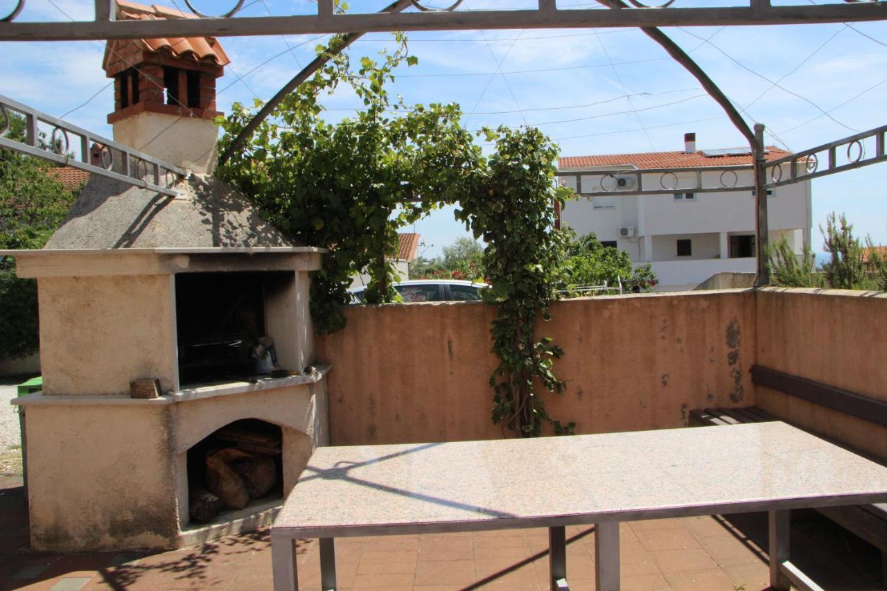 Apartments Miriam Premantura Exterior photo